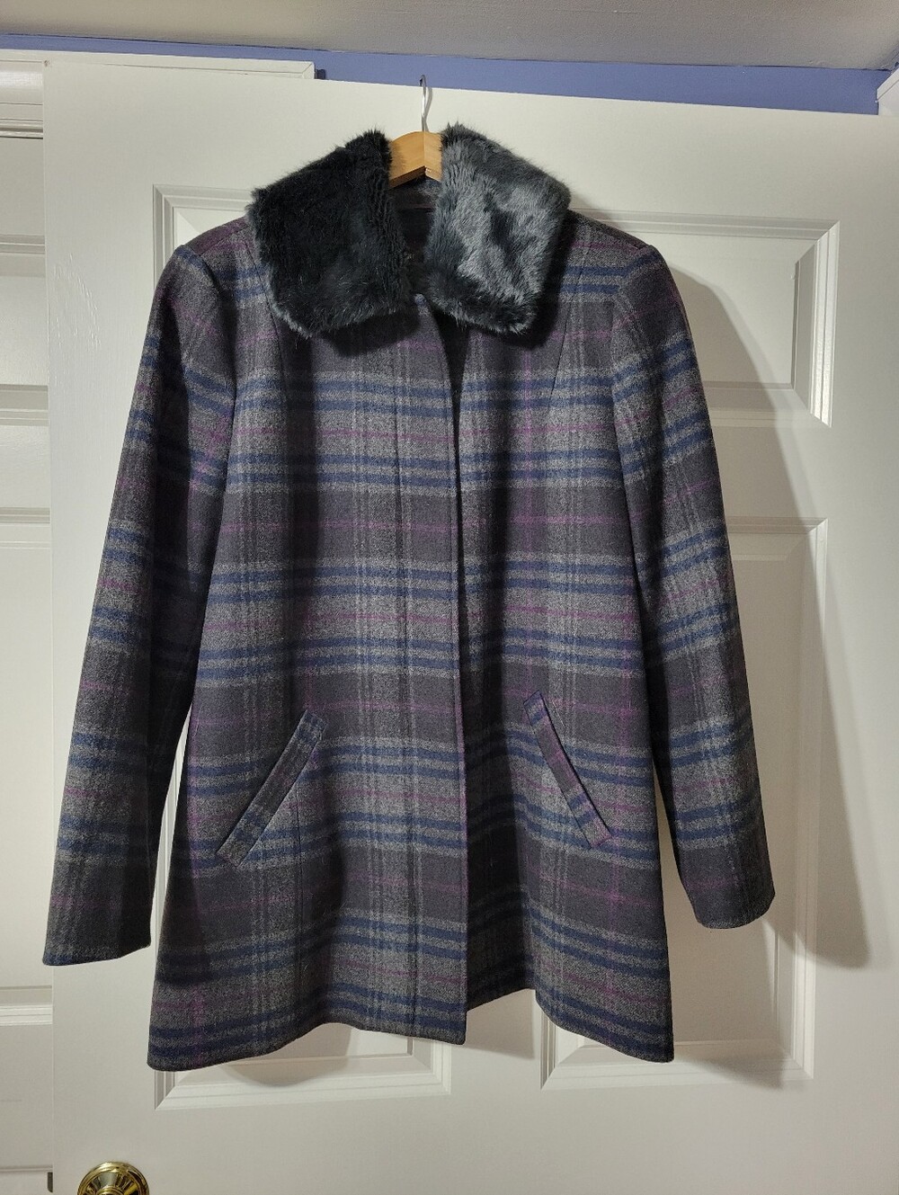 Johnston & Murphy Gray Plaid Pea Coat with Gray Faux Fur Collar